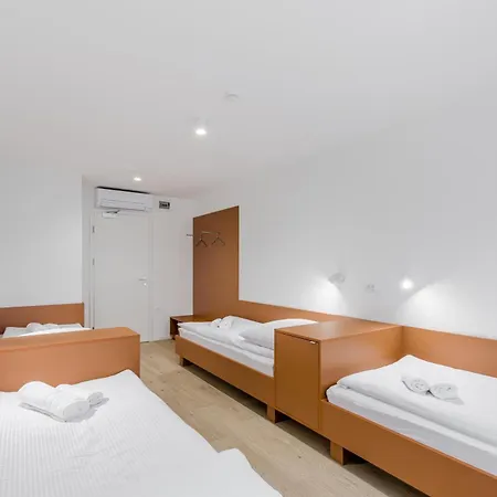 Hotel Prenocisca Autur