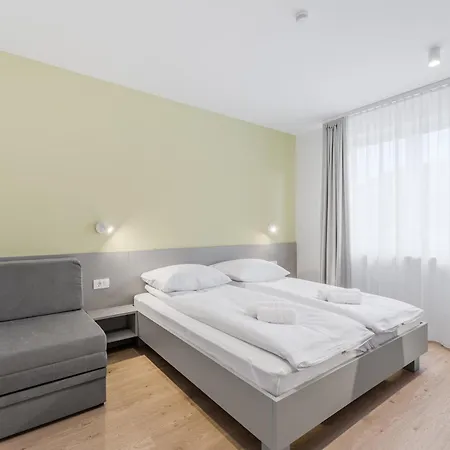 Prenocisca Autur Hotel *