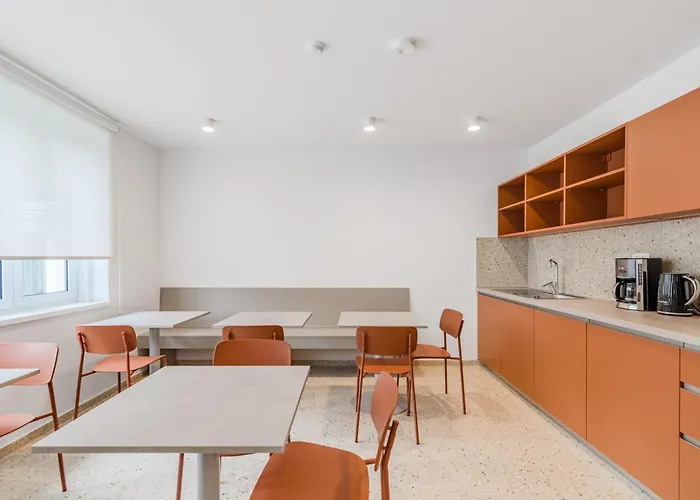 Prenocisca Autur Tolmin