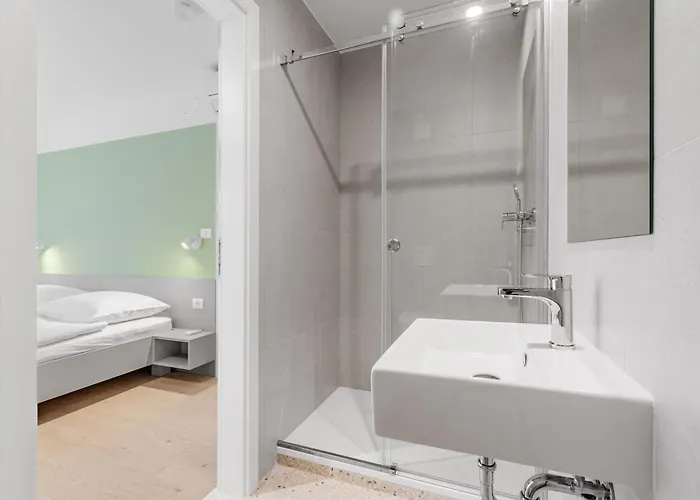 Hotel Prenocisca Autur